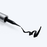 <p>Liquid eyeliner</p>
